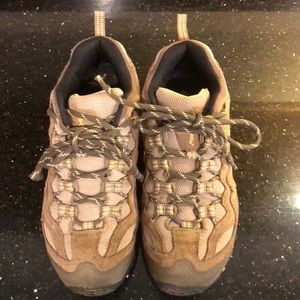 Columbia Rhyno Hiking Shoes